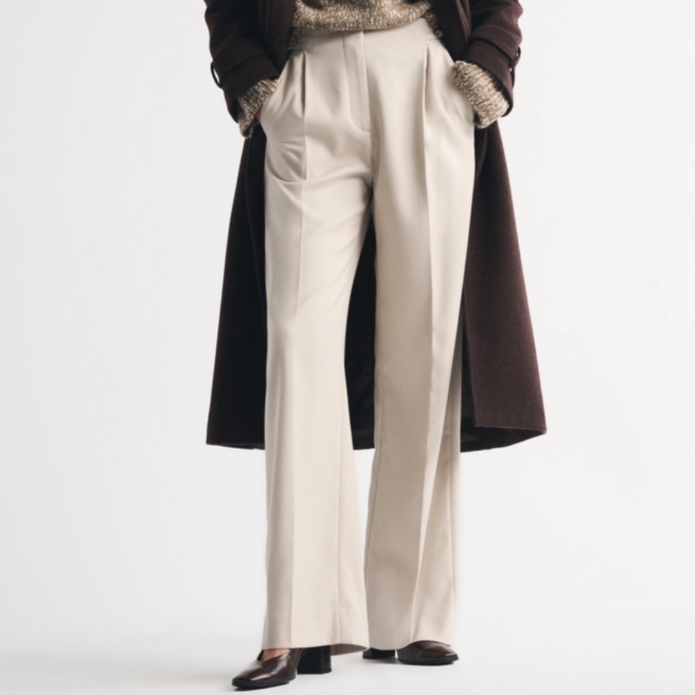 Abercrombie Sloane tailored pant - beige color